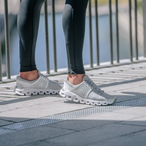 On Cloudswift Classic - Womens Running Shoes - Glacier/White