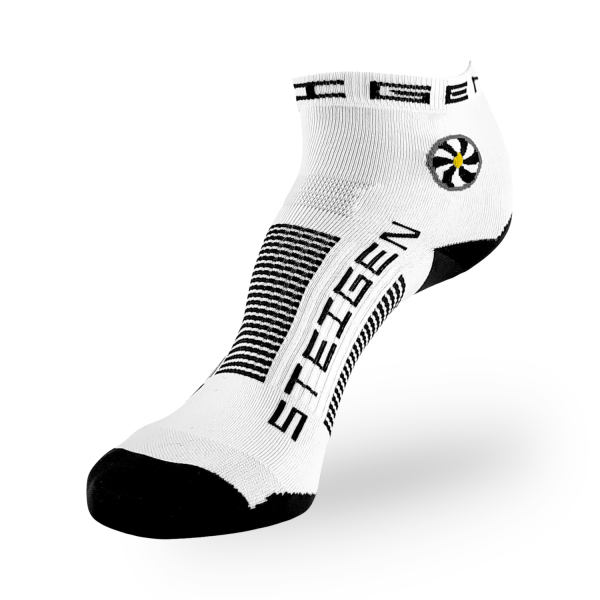 Steigen Quarter Length Running Socks - White/Black