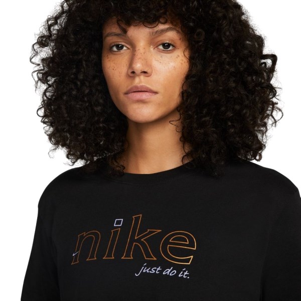 Nike Sportswear Womens Cropped T-Shirt - Black