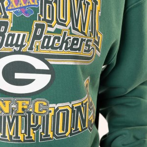 Mitchell & Ness Green Bay Packers Vintage Champs Trophy NFL Unisex Football Sweatshirt - Green