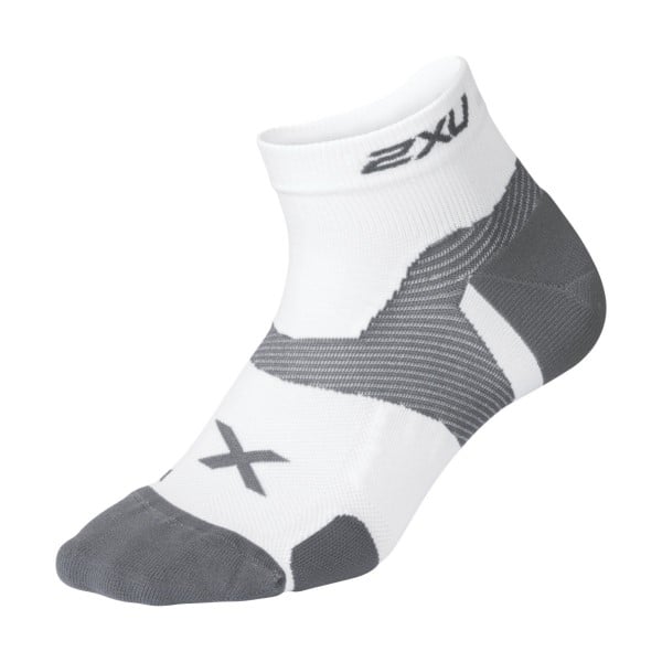 2XU Vectr Cushion 1/4 Crew - Unisex Running Socks - White/Grey