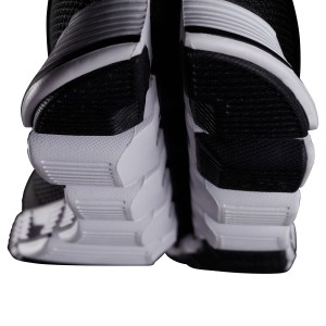 On Cloud - Womens Running Shoes - Black/White