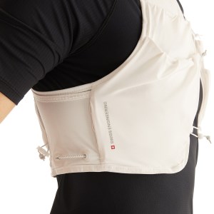 On Running Ultra Vest With Hydration Flasks - 10L - White