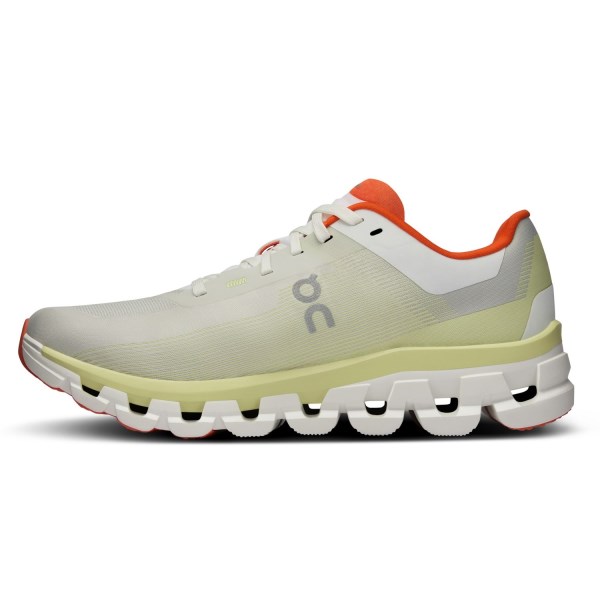 On Cloudflow 4 - Mens Running Shoes - White/Hay