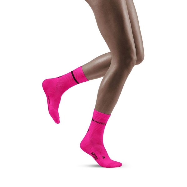 CEP Neon Mid Cut Running Socks - Pink