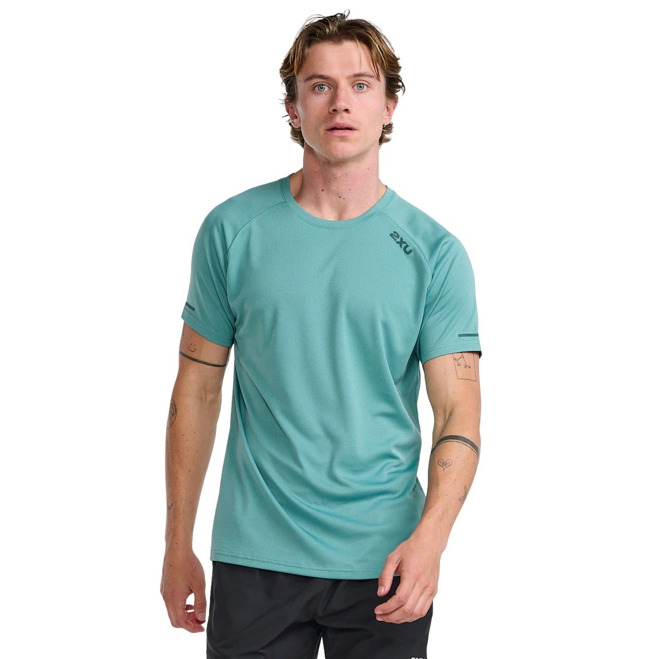2XU Aero Mens Running T-Shirt - Raft/Pine Reflective | Sportitude
