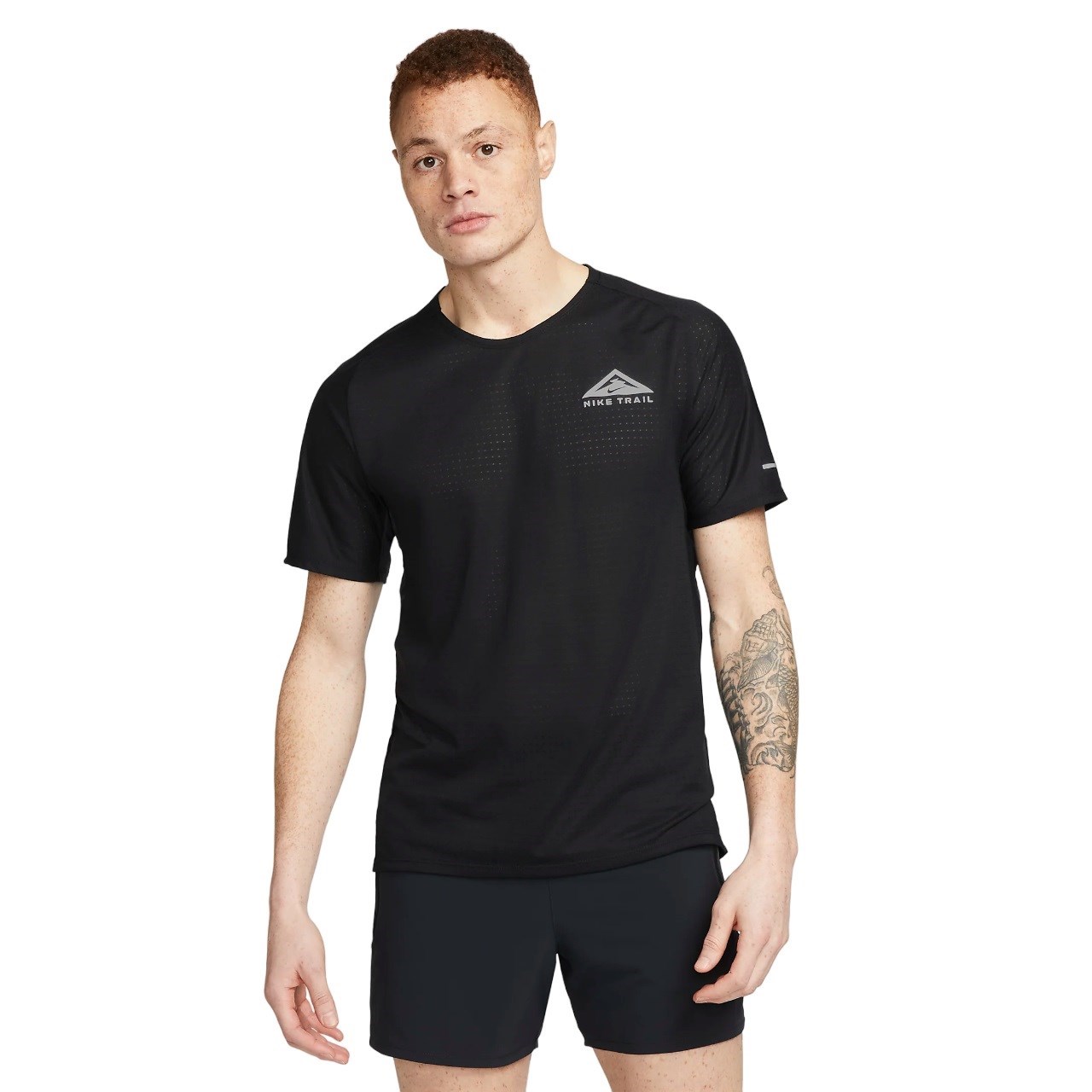Nike Dri-Fit Trail Solar Chase Mens Trail Running T-Shirt - Black/White ...