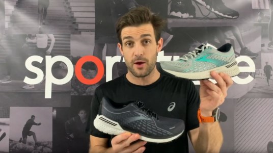 Brooks Adrenaline GTS 21 vs GTS 20 Comparison Shoe Review