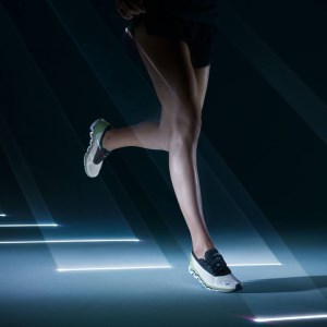 On Cloudboom - Womens Running Shoes - White/Black/Green