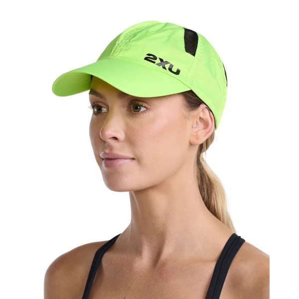 2XU Running Cap - Volt/Black