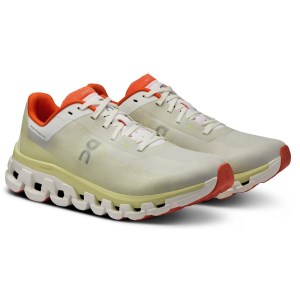 On Cloudflow 4 - Mens Running Shoes - White/Hay