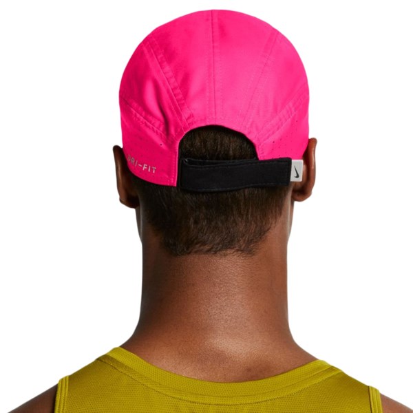 Nike AeroBill Tailwind Running Cap - Hyper Pink