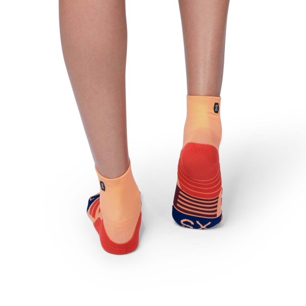 On Womens Running Mid Socks - Coral/Navy