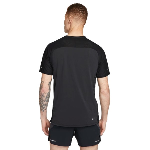 Nike Dri-Fit Trail Solar Chase Mens Trail Running T-Shirt - Black/White