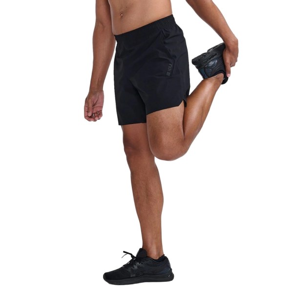 2XU Motion 6 Inch Mens Training Shorts - Black/Black