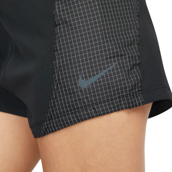 Nike Run Division Tempo Luxe 3 Inch Womens Running Shorts - Black/Reflective Silver