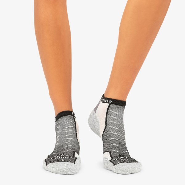 Thorlo Experia TechFit Low Cut - Multi-Sport Socks - Black/White