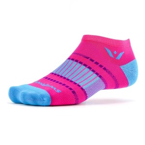 Swiftwick Aspire Zero No-Show Running Socks - Stripe Pink/Blue