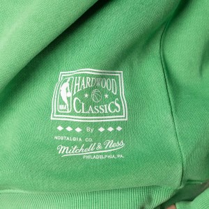 Mitchell & Ness Boston Celtics Vintage Champs Trophy NBA Unisex Basketball Sweatshirt - Green