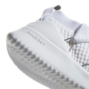 Adidas Ultimamotion - Womens Sneakers - Cloud White/Light Granite/Silver Metallic