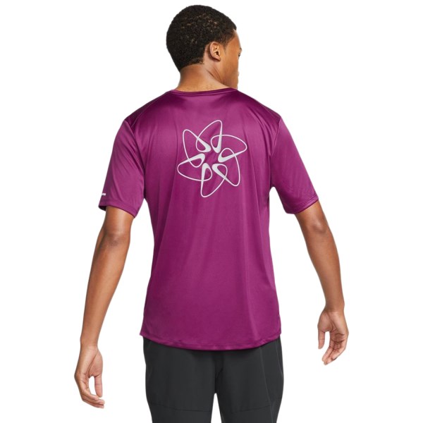 Nike Dri-Fit UV Run Division Miler Graphic Mens Running T-Shirt - Sangria/Reflective Silver
