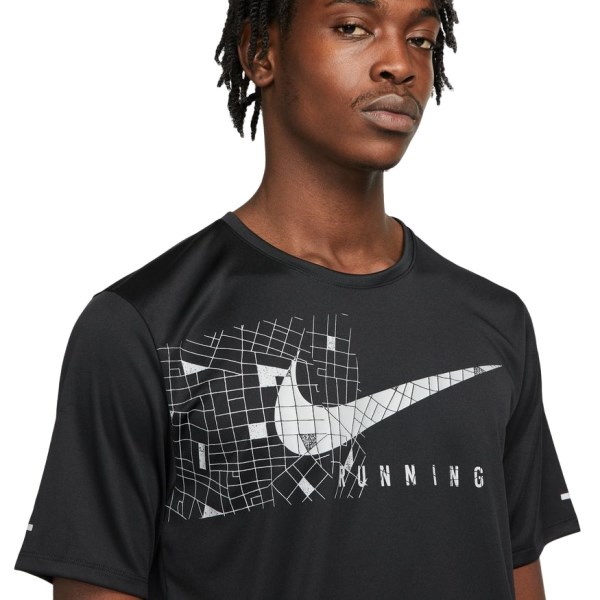 Nike Dri-Fit Run Division UV Miler Mens Running T-Shirt - Black/Silver Reflective